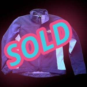 ****SOLD**** The North Face full zip jacket Sz. Small. Great condition!